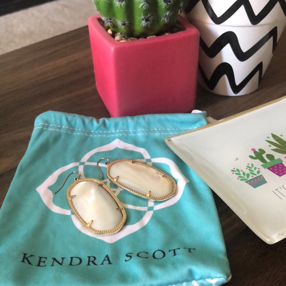 White Danielle Kendra Scott Earrings